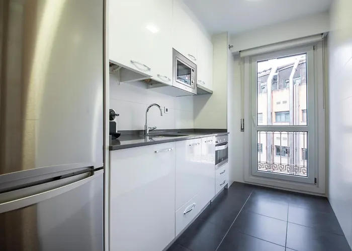 Plaza Pio Xii 圣塞瓦斯蒂安